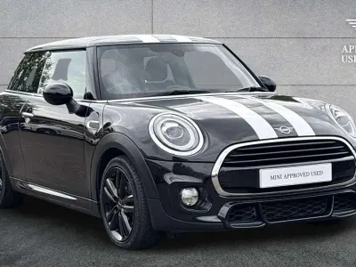 Used Mini Cooper Hatch 134 HP (98 kW) 2019 Black Hatchback