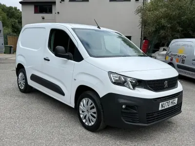 Used Peugeot Partner 131 HP (96 kW) 2020 White MPV