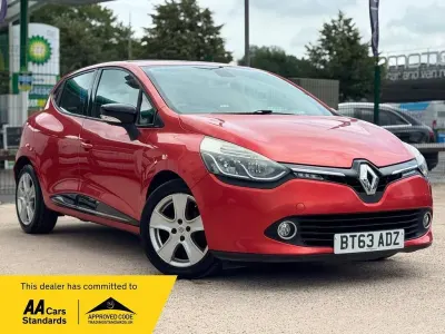 Used Renault Clio Dynamique 2014 Red Hatchback