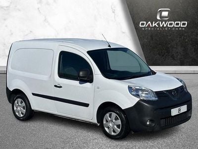Used Nissan NV250 Acenta 115 HP (84 kW) 2021 White Van