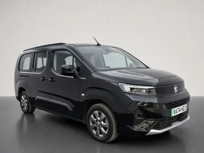 Used Vauxhall Combo Ultimate 100 kW (136 HP) 2025 Black MPV