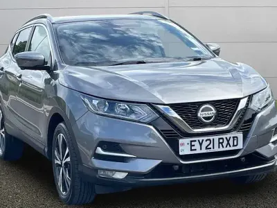 Używany Nissan Qashqai N-Connecta 158 KM (116 kW) 2021 Szary SUV