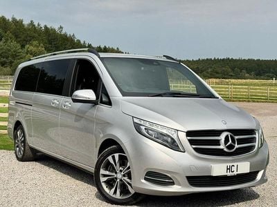 Mercedes V220