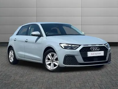 Used Audi A1 Design 94 HP (69 kW) 2022 Grey SUV