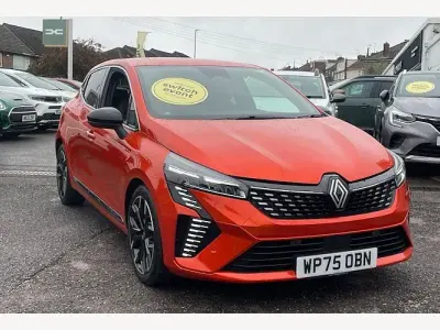 Used Renault Clio Techno 90 HP (66 kW) 2025 Hatchback