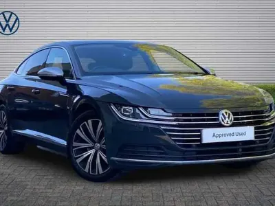 Usado VW Arteon Elegance 150 HP (110 kW) 2019 Cinzento Citadino