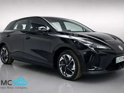 Used MG MG4 EV SE 125 kW (170 HP) 2023 Black Hatchback