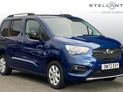 Used Vauxhall Combo Elite 131 HP (96 kW) 2022 Blue Estate