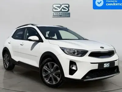 Used Kia Stonic 99 HP (72 kW) 2018 White SUV