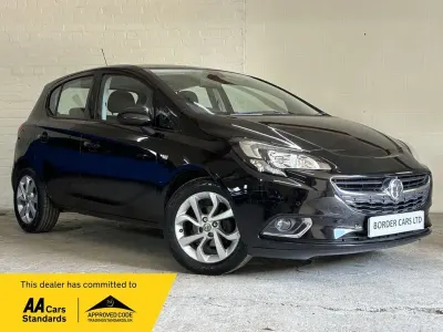 Used Vauxhall Corsa SRi 90 HP (66 kW) 2016 Black Hatchback