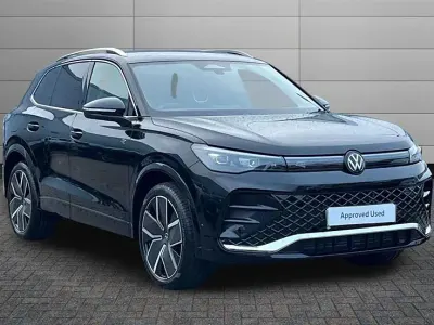 Used VW Tiguan R-line 150 HP (110 kW) 2026 Grenadilla black SUV