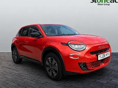 New Fiat 600 136 HP (100 kW) 2025 Orange SUV