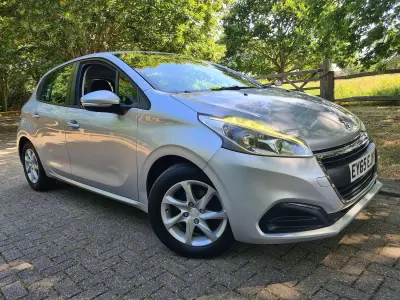 Used Peugeot 208 Active 82 HP (60 kW) 2015 Silver Hatchback