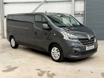 Used Renault Trafic 120 HP (88 kW) 2021 Grey MPV