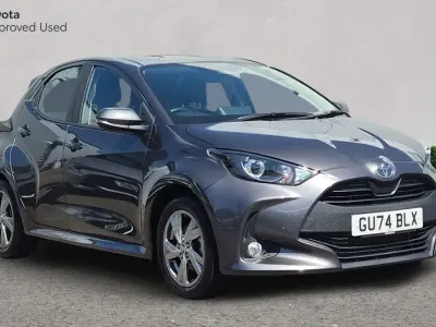 Used Toyota Yaris 116 HP (85 kW) 2024 Decuma grey Hatchback
