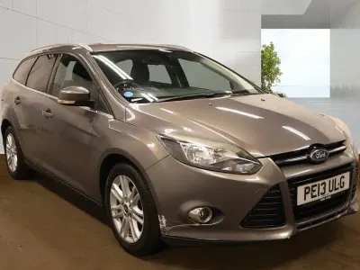 Used Ford Focus Titanium 115 HP (84 kW) 2013 Brown Estate