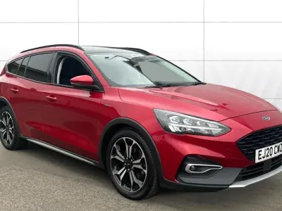 Used Ford Focus Active X 120 HP (88 kW) 2020 Red Estate