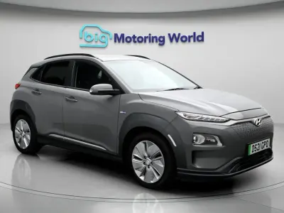 Second-hand Hyundai Kona Premium SE 150 kW (204 CP) 2021 Gri SUV