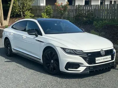 Used VW Arteon R-line 150 HP (110 kW) 2018 White Hatchback