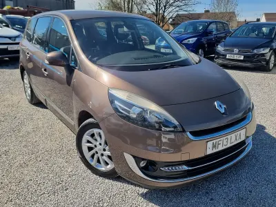 Used Renault Grand Scénic III Dynamique 108 HP (79 kW) 2013 Bronze MPV