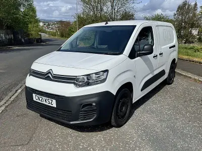 Used Citroën Berlingo 100 HP (73 kW) 2021 White MPV