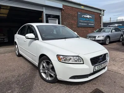 Used Volvo S40 SE 2009 White Sedan