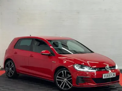 Used VW Golf VII GTD 184 HP (135 kW) 2019 Red Hatchback