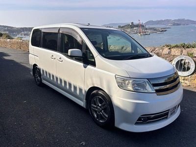 Used Nissan Serena S 2018 White MPV