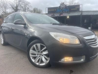 Used Vauxhall Insignia SRi 160 HP (117 kW) 2013 Grey Estate