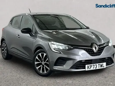 Used Renault Clio Evolution 90 HP (66 kW) 2022 Grey Hatchback