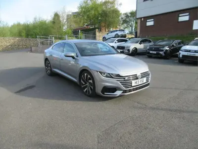 Usado VW Arteon R-line 147 HP (108 kW) 2019 Prateado Citadino
