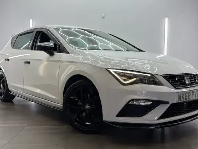 Used Seat Leon FR 125 HP (91 kW) 2018 White Hatchback