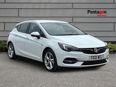 Used Vauxhall Astra SRi 143 HP (105 kW) 2021 White Hatchback