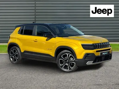 Begagnad Jeep Avenger Summit 114 kW (156 HK) 2024 Gul SUV