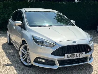 Used Ford Focus ST 250 HP (183 kW) 2016 Silver Hatchback