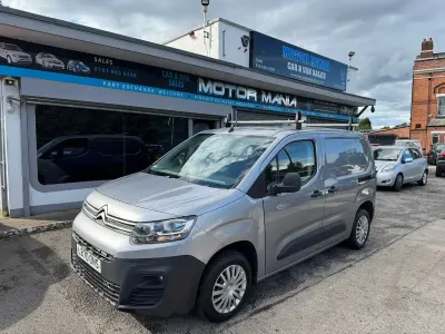 Used Citroën Berlingo Start 75 HP (55 kW) 2020 Grey MPV