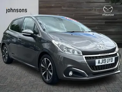 Used Peugeot 208 80 HP (58 kW) 2019 Grey Hatchback