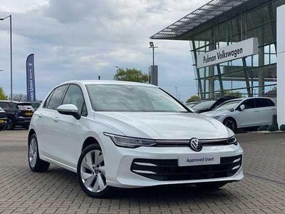 Second-hand VW Golf VIII 150 CP (110 kW) 2024