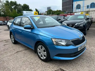 Used Skoda Fabia 2015 Blue Hatchback