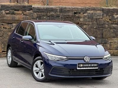 Used VW Golf VII Life 130 HP (95 kW) 2021 Blue Hatchback