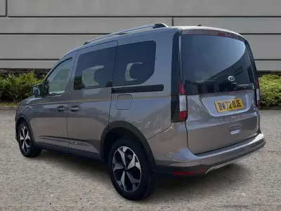 Used Ford Tourneo Connect Active 122 HP (89 kW) 2023 Silver MPV