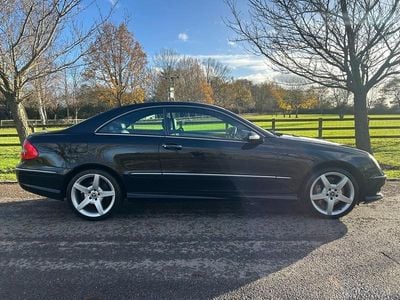 Black Used 2009 Mercedes CLK350 Coupe | £7,990