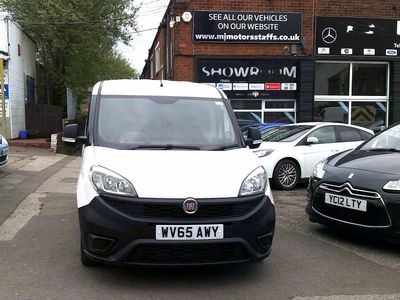 White Used 2015 Fiat Doblò MPV | £5,995 (Expensive)