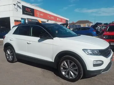 Used VW T-Roc Design 115 HP (84 kW) 2020 White SUV