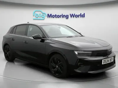 Used Vauxhall Astra S 130 HP (95 kW) 2024 Black Hatchback