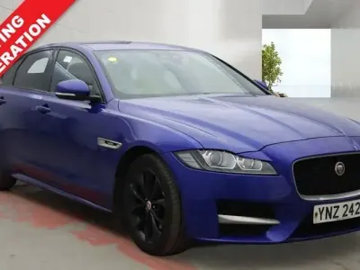 Used Jaguar XF R-Sport 180 HP (132 kW) 2018 Blue Sedan