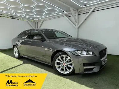 Used Jaguar XF R-Sport 250 HP (183 kW) 2018 Grey Sedan