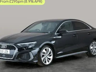 Begagnad Audi A3 S-Line 150 HK (110 kW) 2024 Sedan