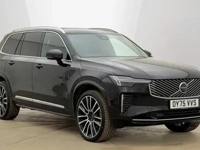 Usado Volvo XC90 Ultra 455 HP (334 kW) 2025 Preto SUV