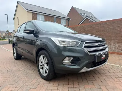 Used Ford Kuga Zetec 120 HP (88 kW) 2017 Green SUV